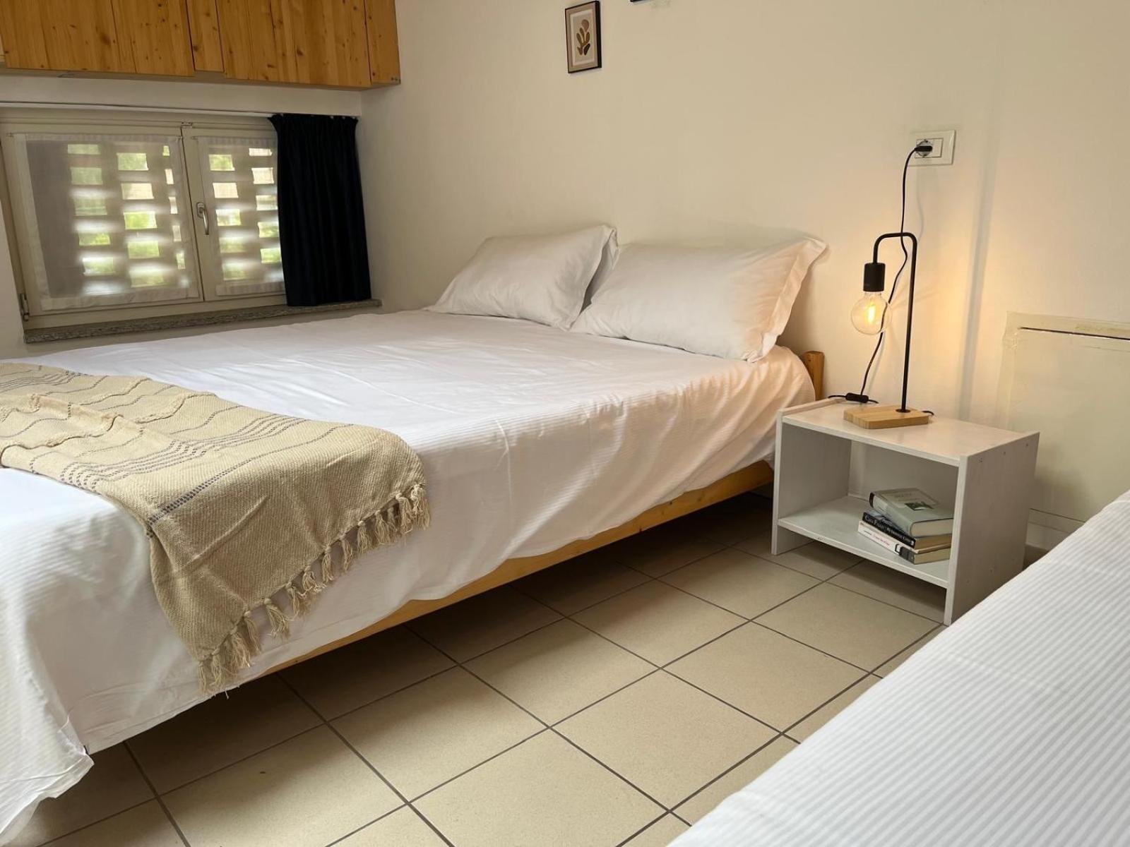 Ostello Casa Rossa ลาเวโน มอมเบลโล ภายนอก รูปภาพ